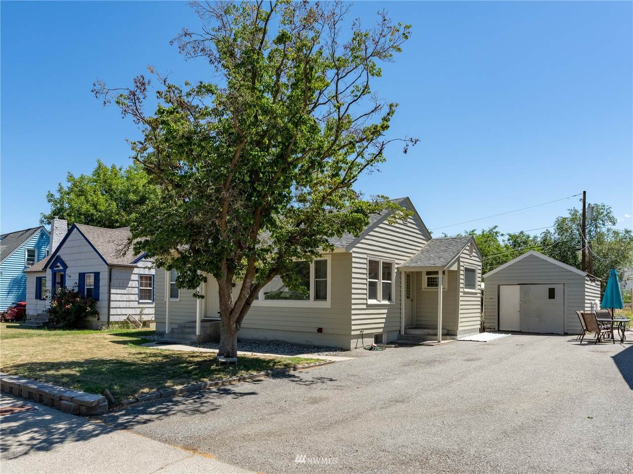 1115 Columbine Street - Photo 1