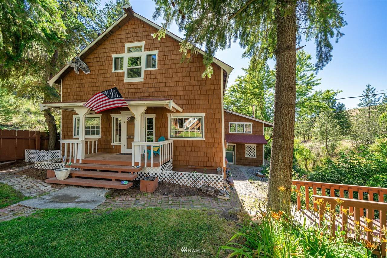 121 Downie Canyon Road - Photo 1