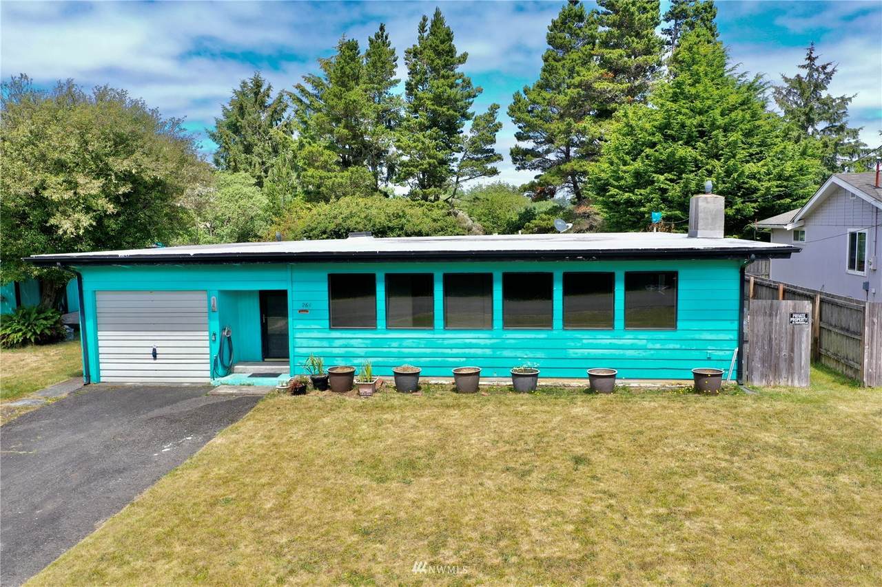 270 Mast Avenue - Photo 1