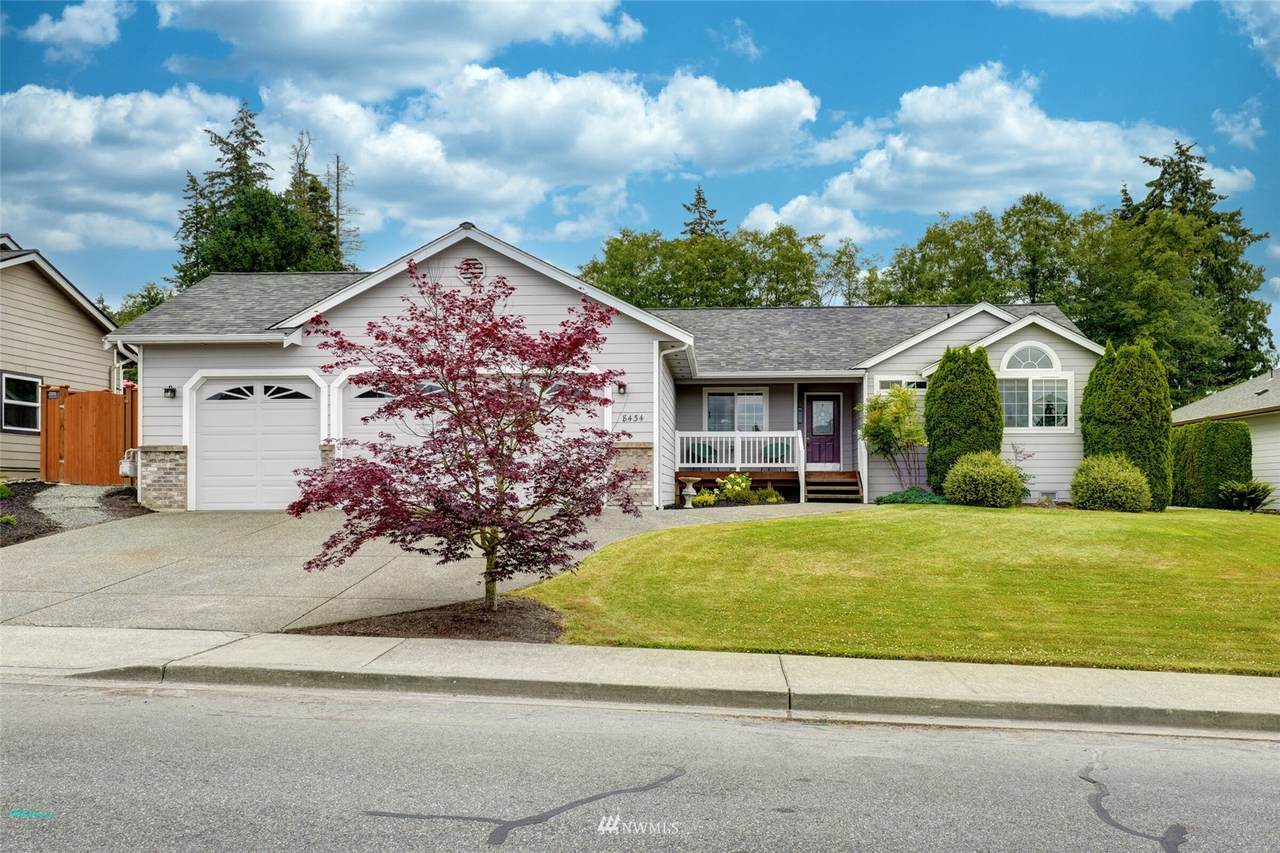 8434 282nd Street - Photo 1