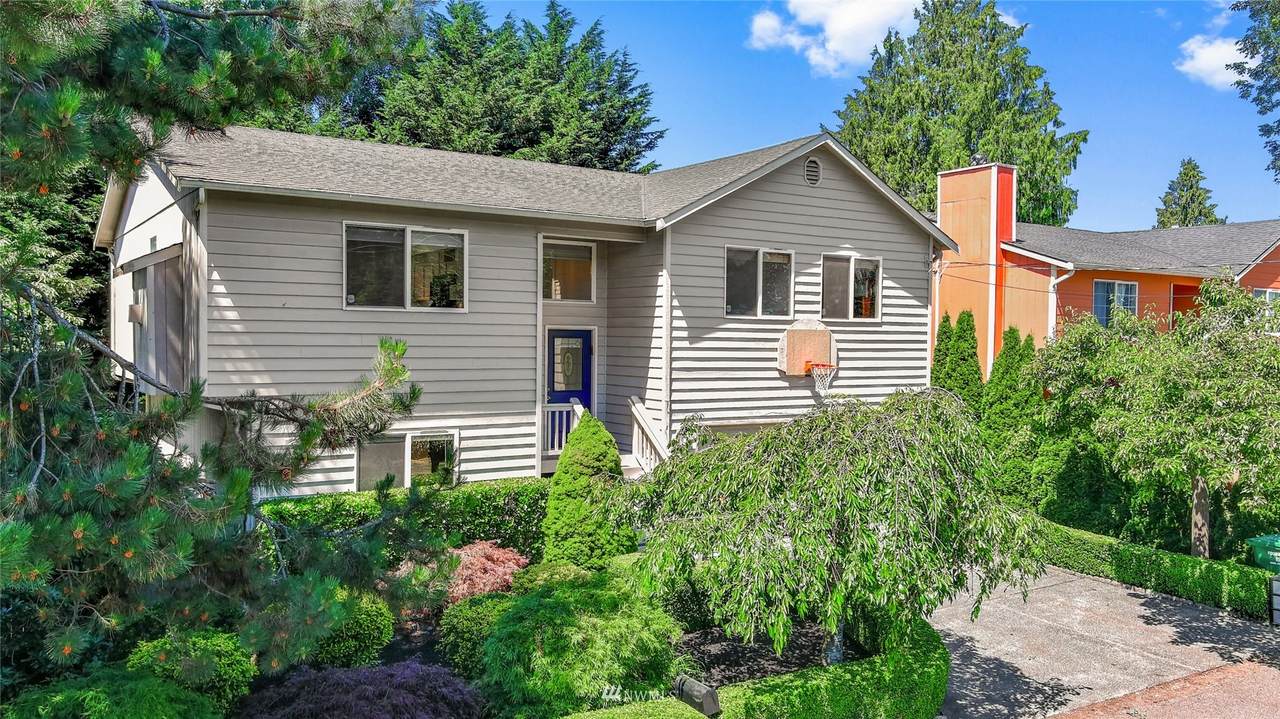 6015 48th Avenue - Photo 1