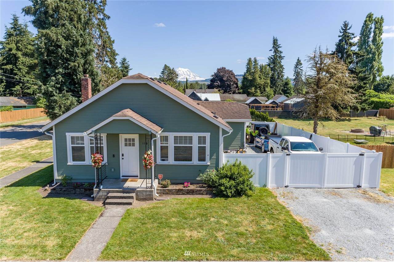116 Bridge St - Photo 1