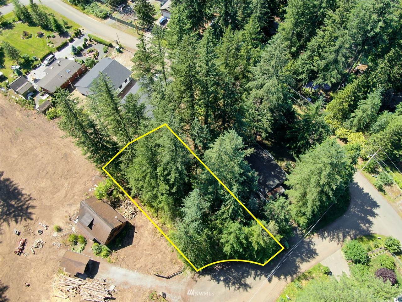 8679 Bell Ct. - Photo 1