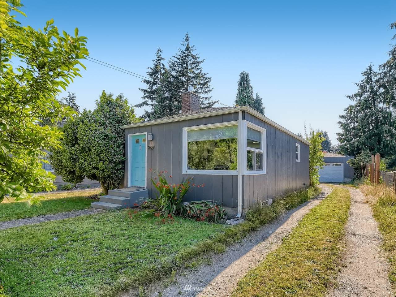 8727 13th Avenue - Photo 1