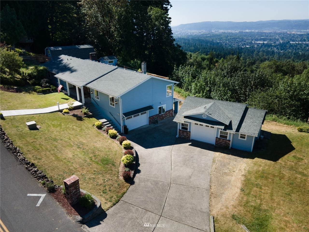 25 Alpine Way - Photo 1
