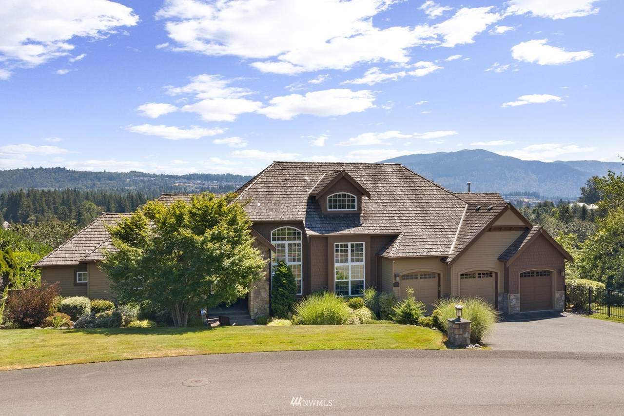 4678 234th Avenue - Photo 1
