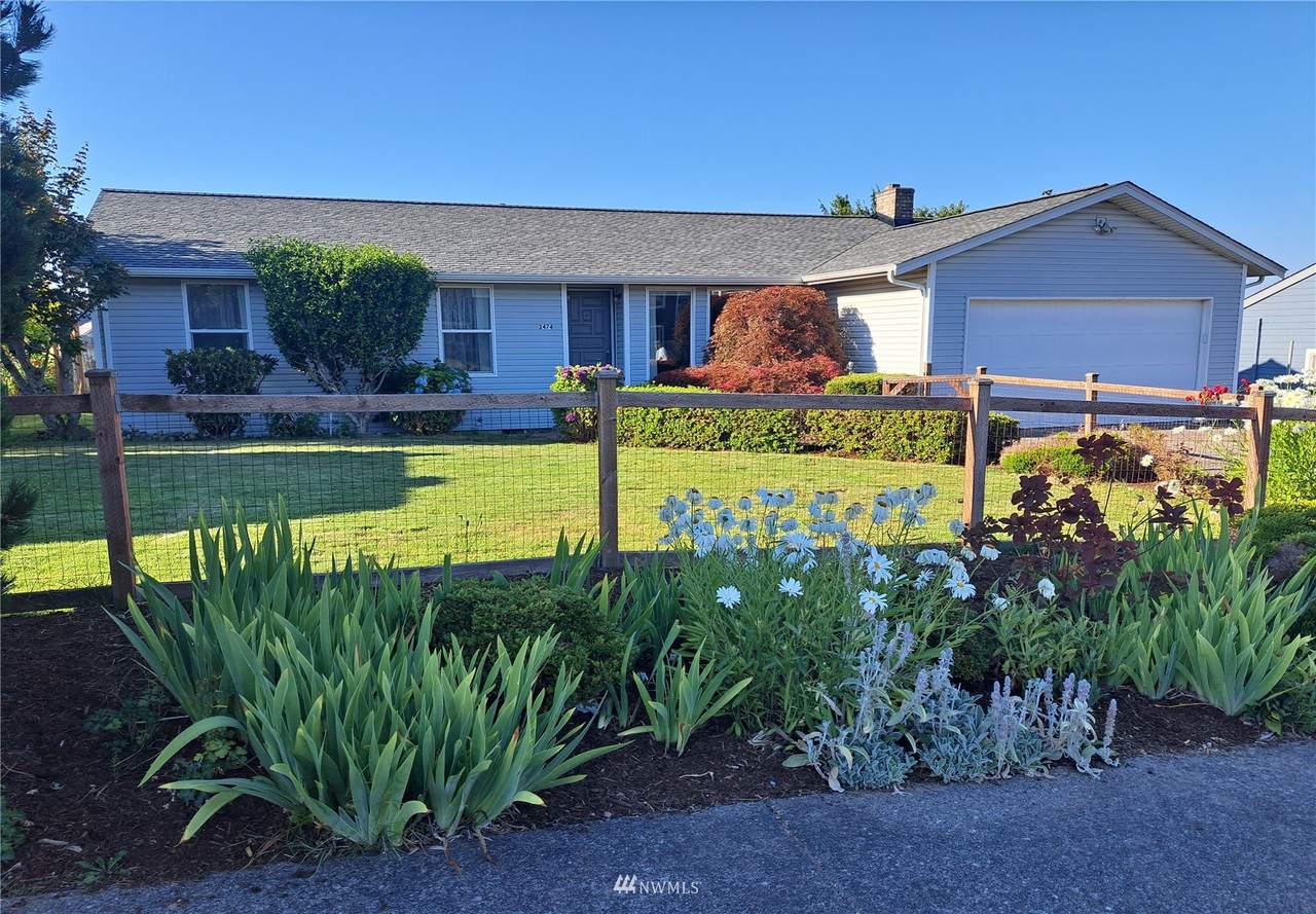 2474 Bakerview Park Drive - Photo 1
