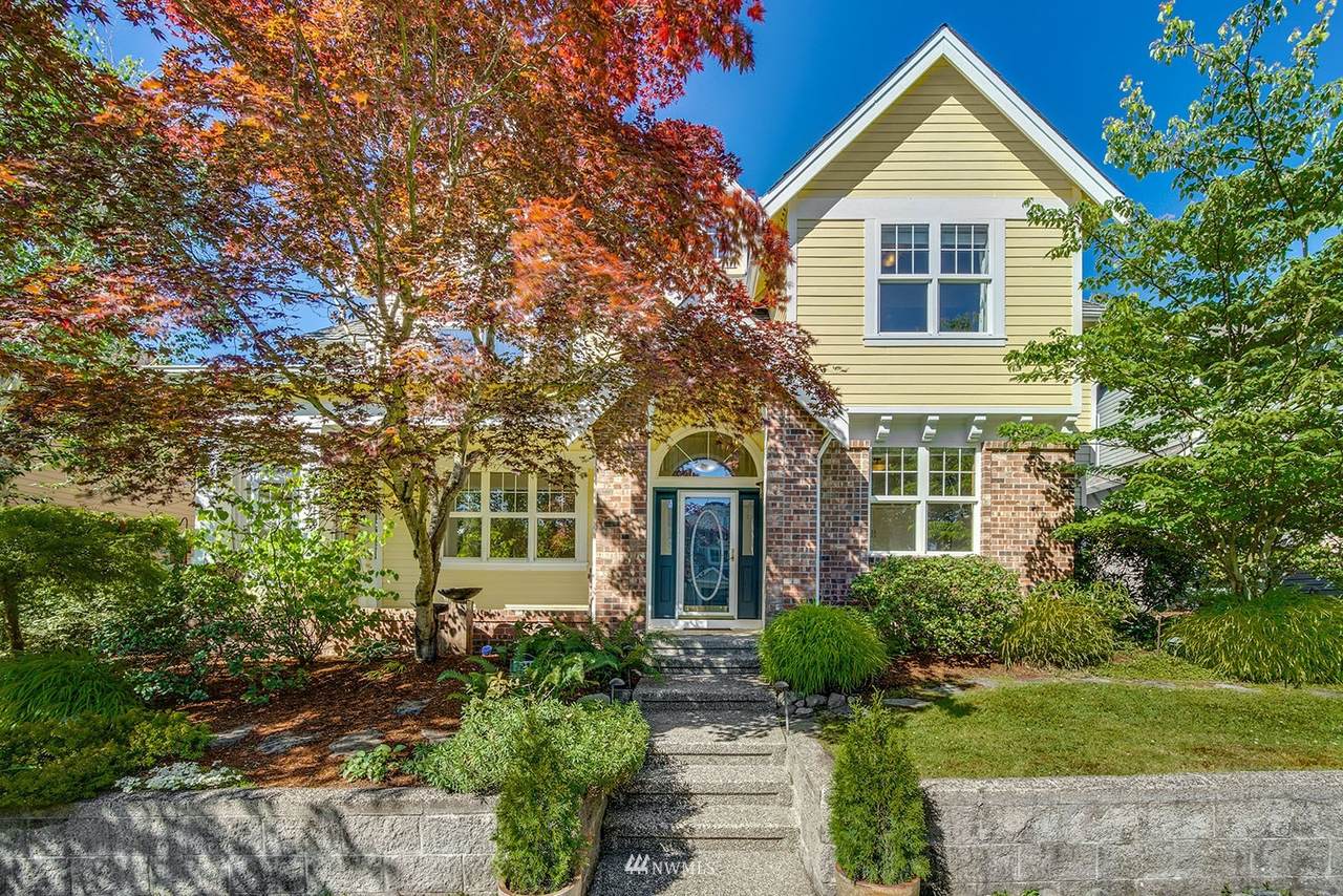 7213 Chanticleer Avenue - Photo 1