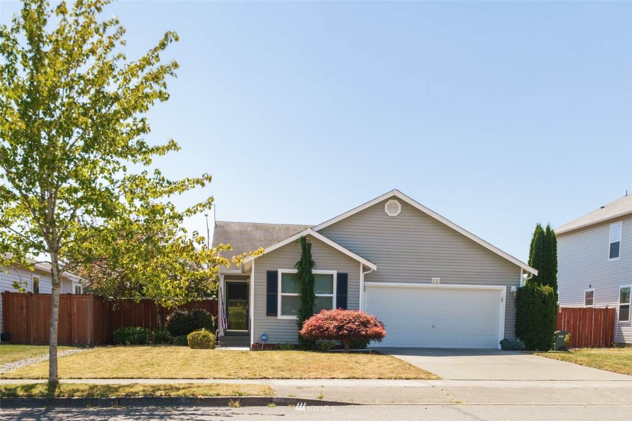 1013 Riddell Avenue - Photo 1