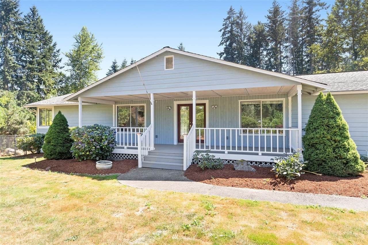9722 194th Street - Photo 1