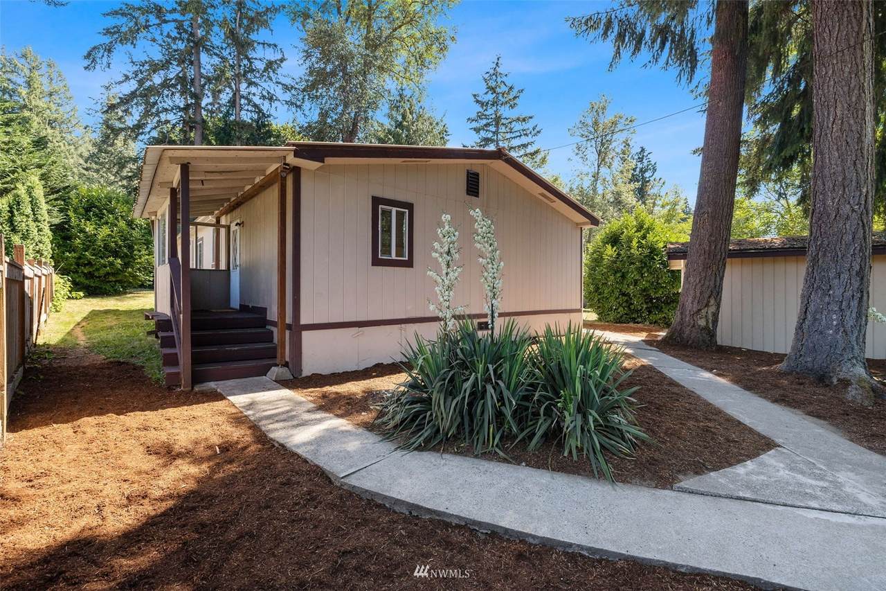 8411 Aspen Court - Photo 1