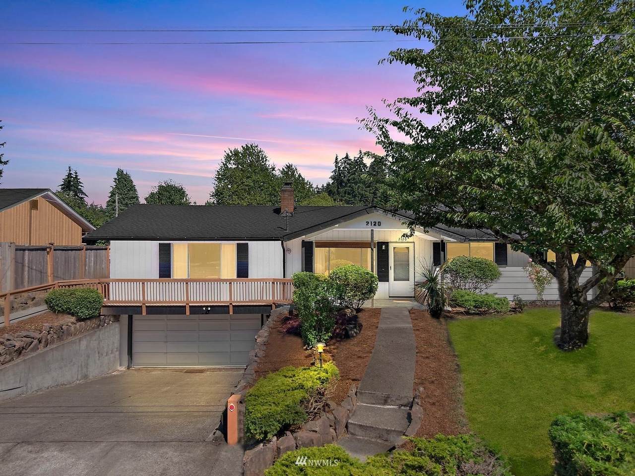 2120 Ginkgo Street - Photo 1