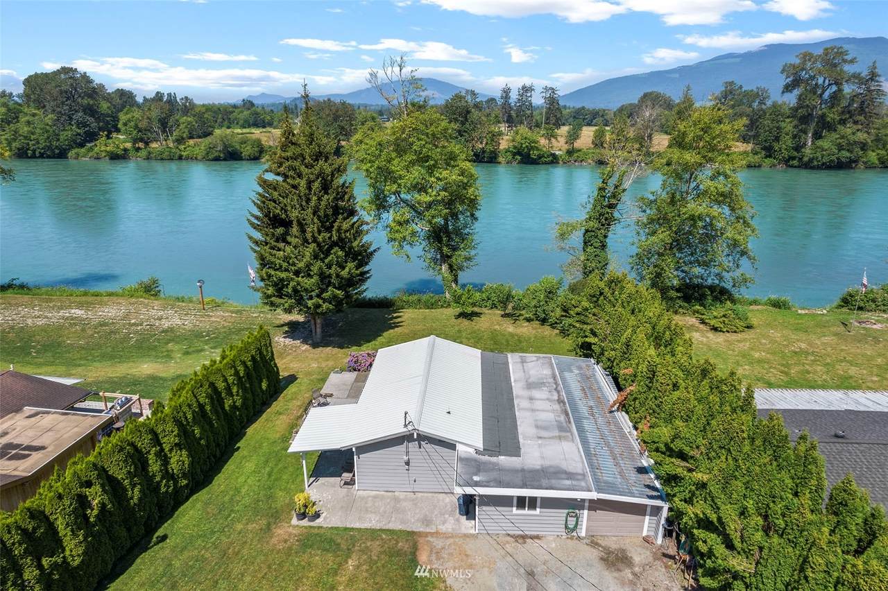 24417 Skagit Highway - Photo 1