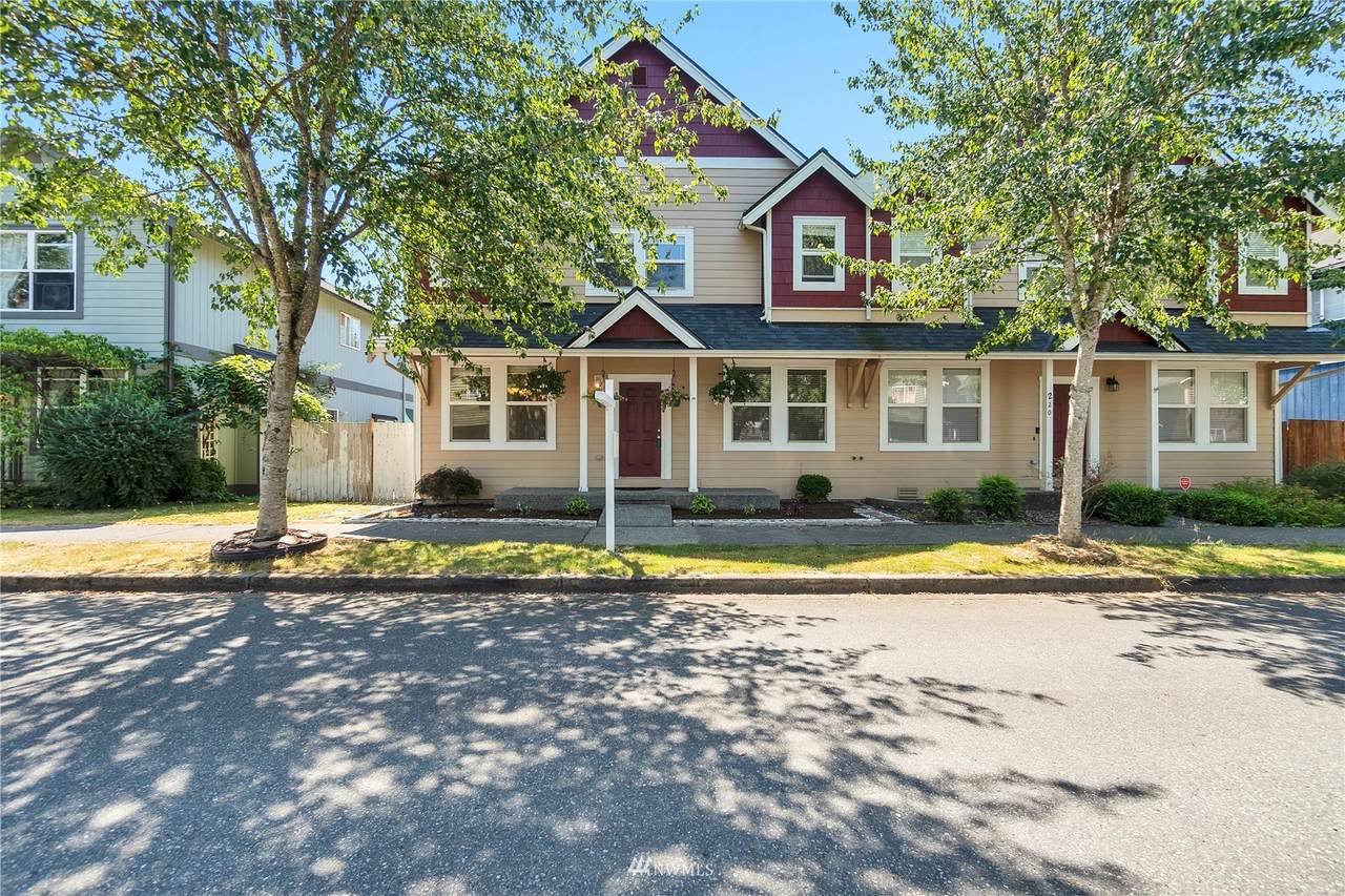 222 Willow Avenue - Photo 1