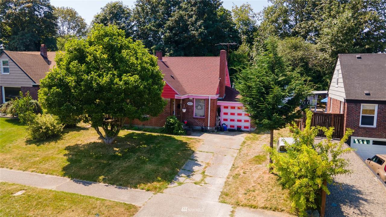 3608 L Street - Photo 1