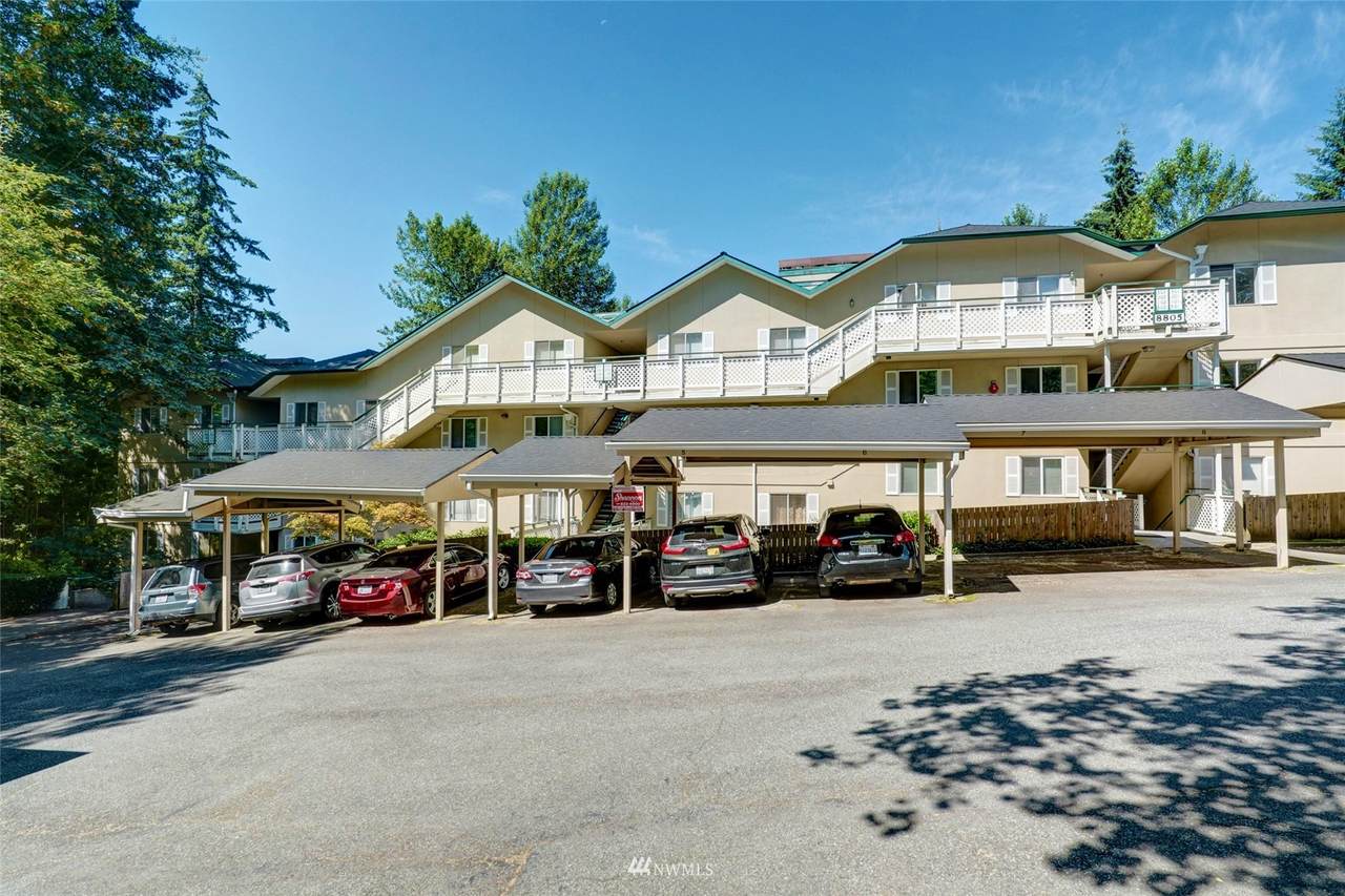 8805 166th Avenue - Photo 1