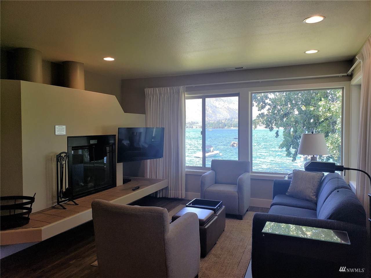 1 Beach 557-N - Photo 1