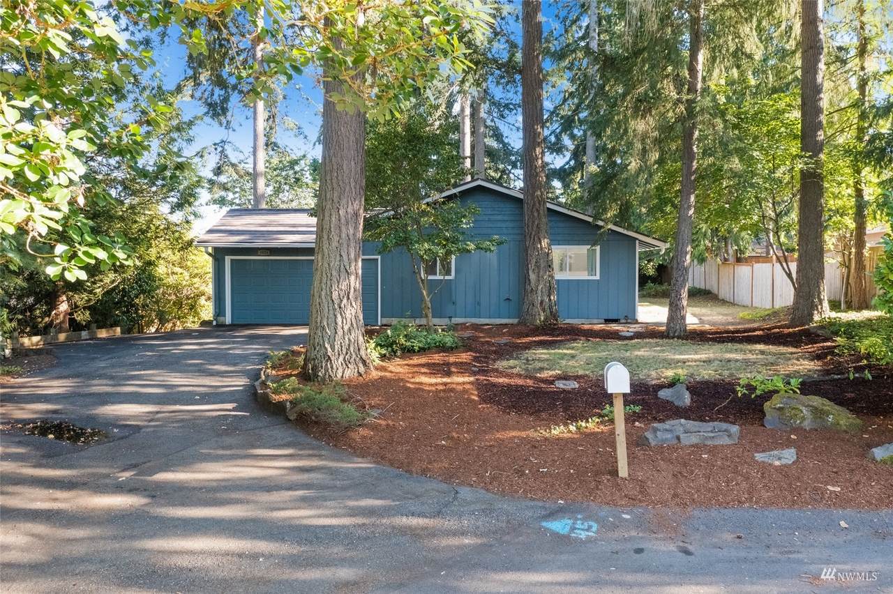 8824 Crestwood Drive - Photo 1