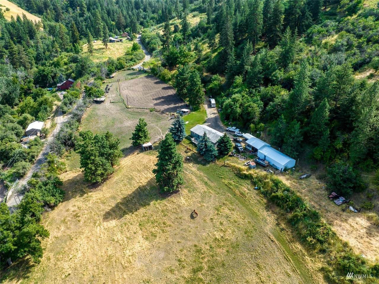 266 Tracy Rd - Photo 1
