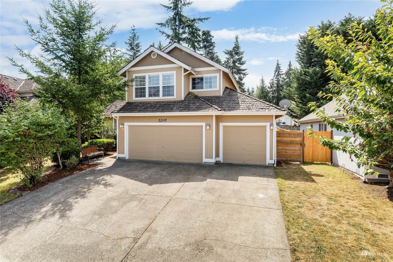 2207 380th Street - Photo 1