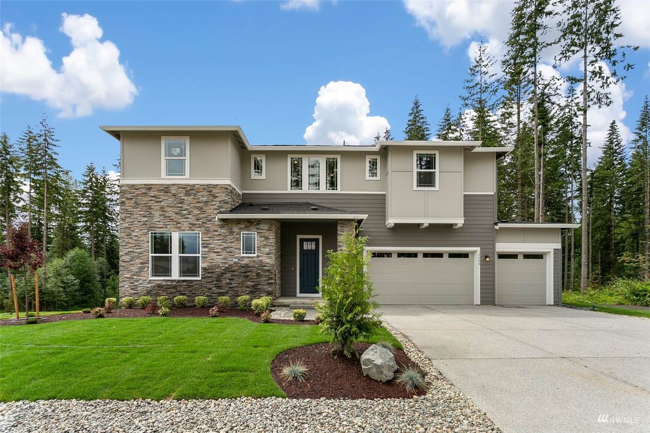 12408 138th Avenue - Photo 1