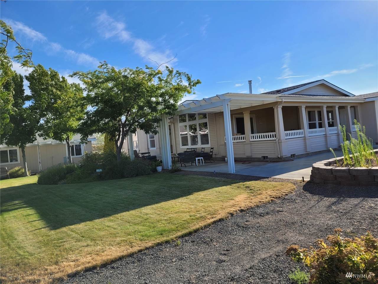 875 Desert Aire Drive - Photo 1