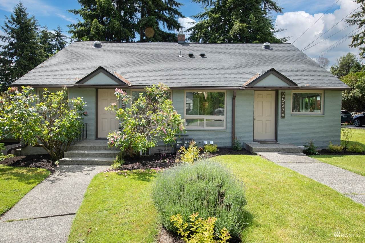 2527 110th Street - Photo 1