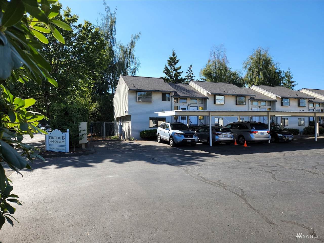 1313 James Street - Photo 1