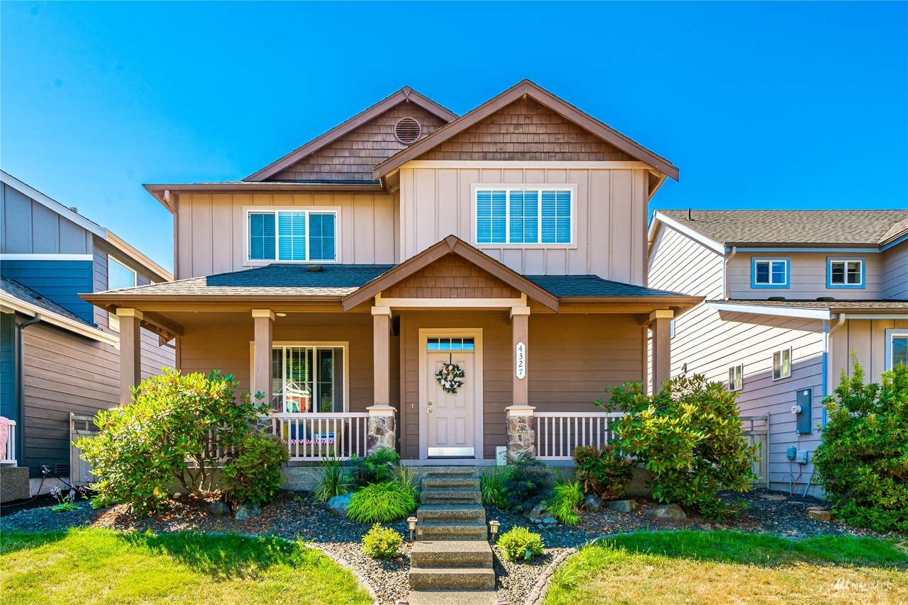 4327 5th Avenue - Photo 1