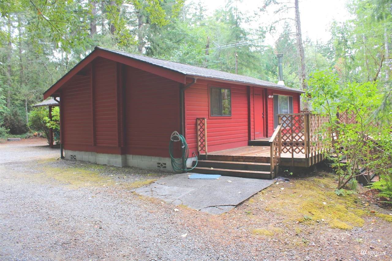 830 Trails End Dr. - Photo 1