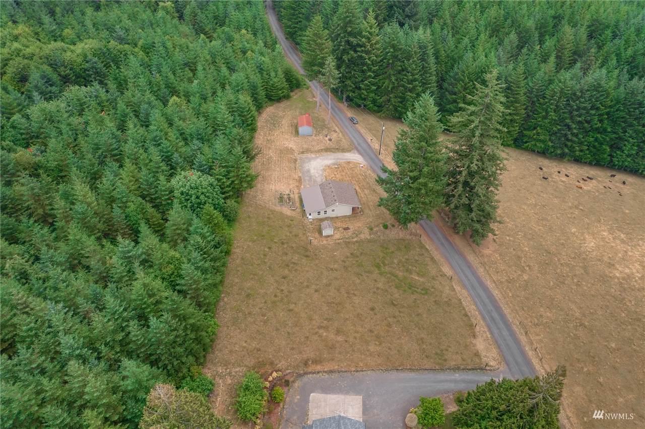 19106 Grinnell Road - Photo 1