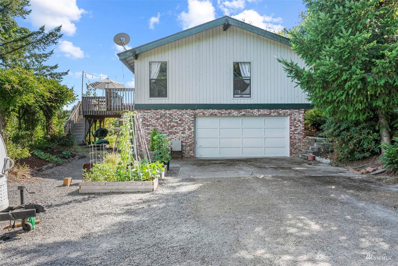 7606 Westside Highway - Photo 1