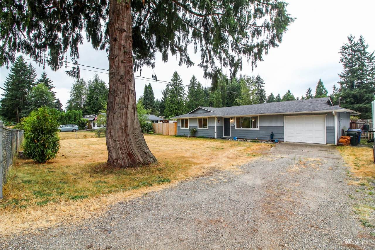 12706 214th Avenue - Photo 1