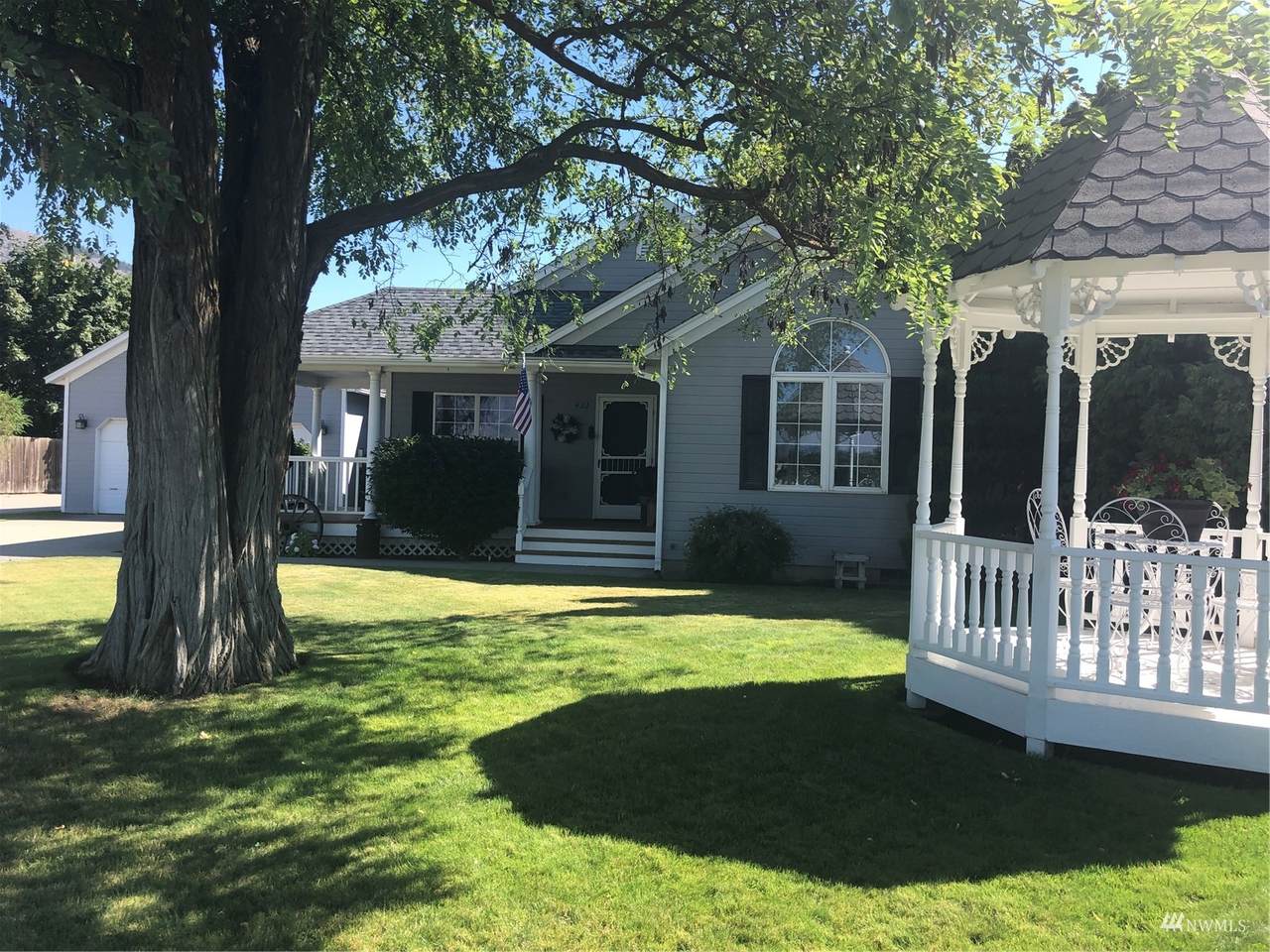 432 5th Avenue - Photo 1