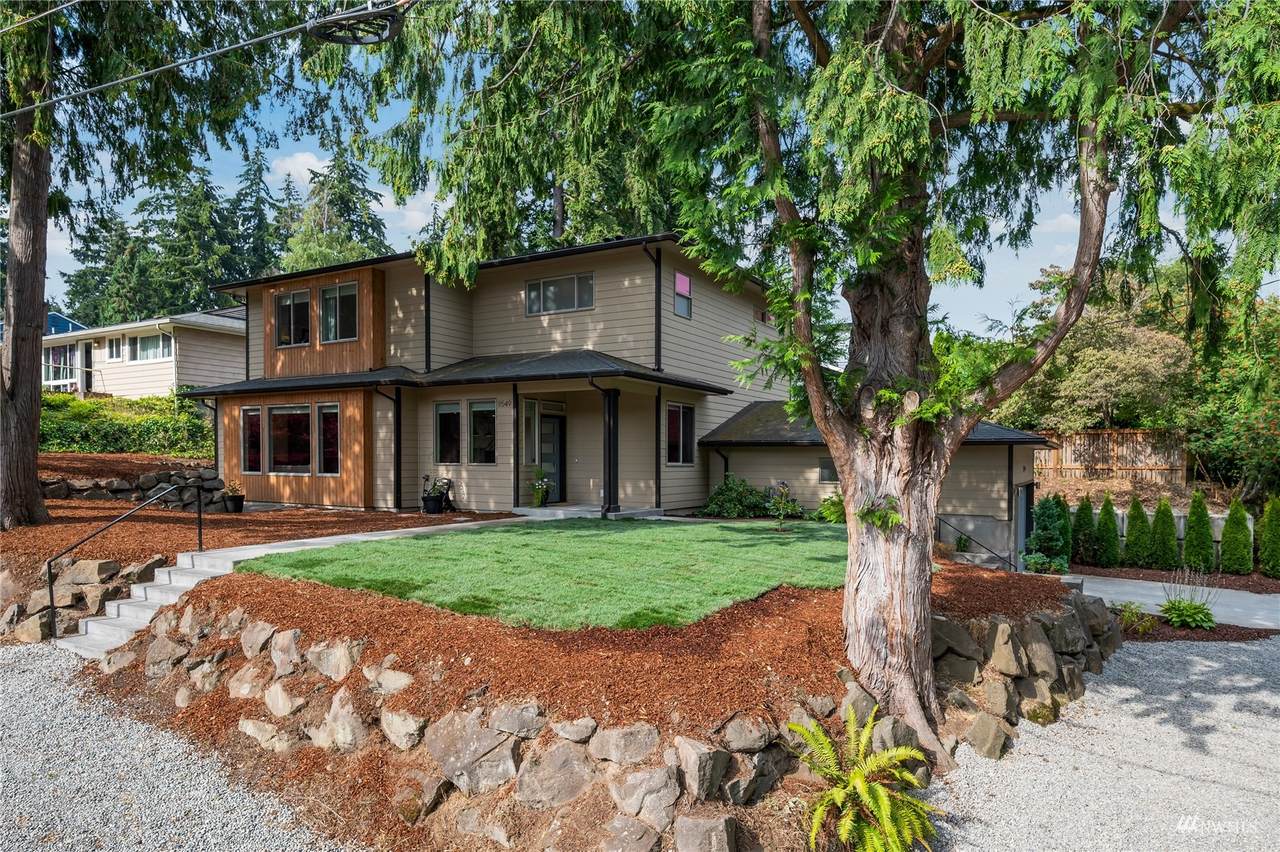 11549 30th Avenue - Photo 1