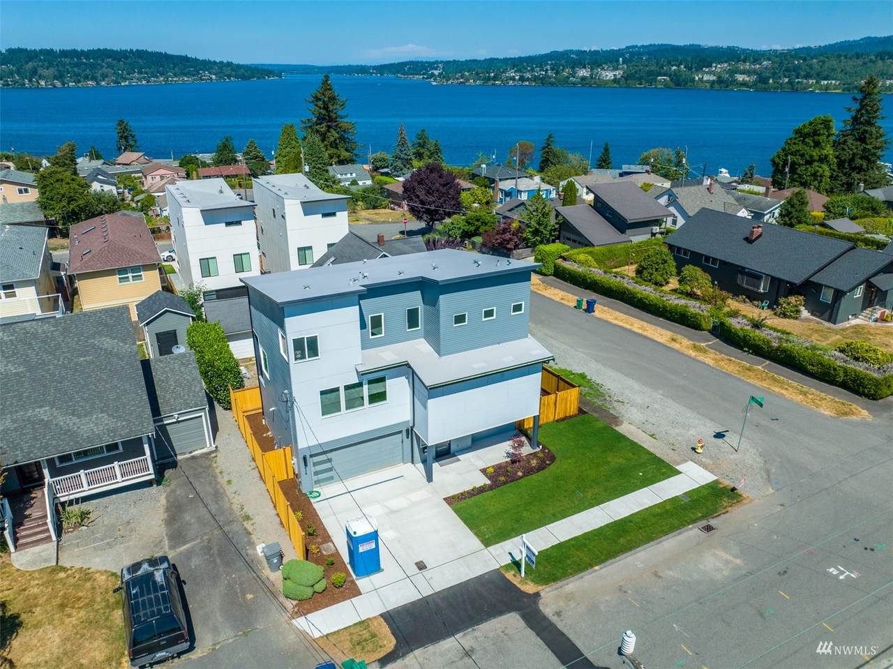 8436 114th Street - Photo 1