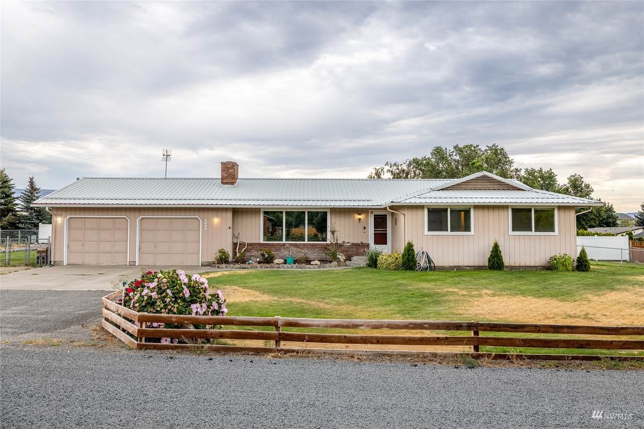 3093 Monterey Drive - Photo 1