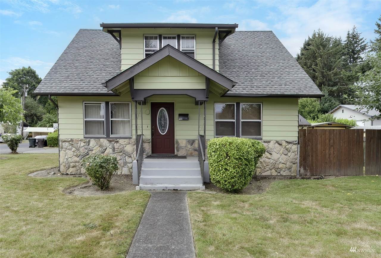 2615 30th Avenue - Photo 1