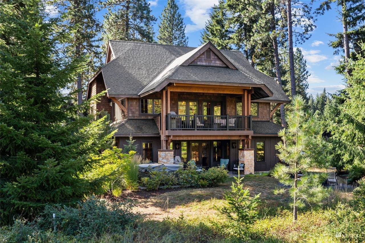 980 Larkspur Loop - Photo 1