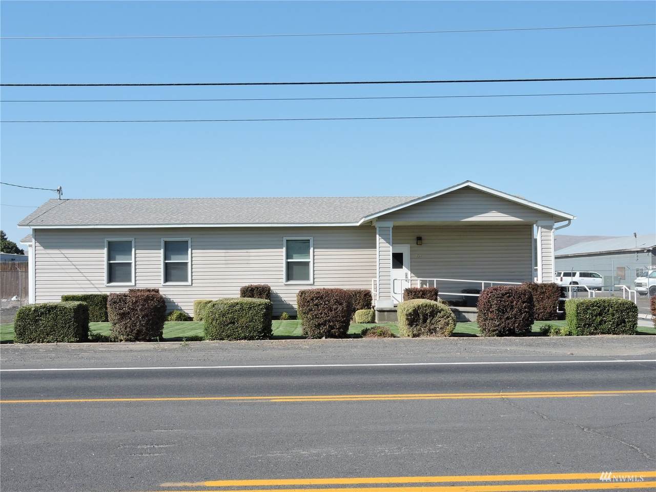 715 F Street - Photo 1