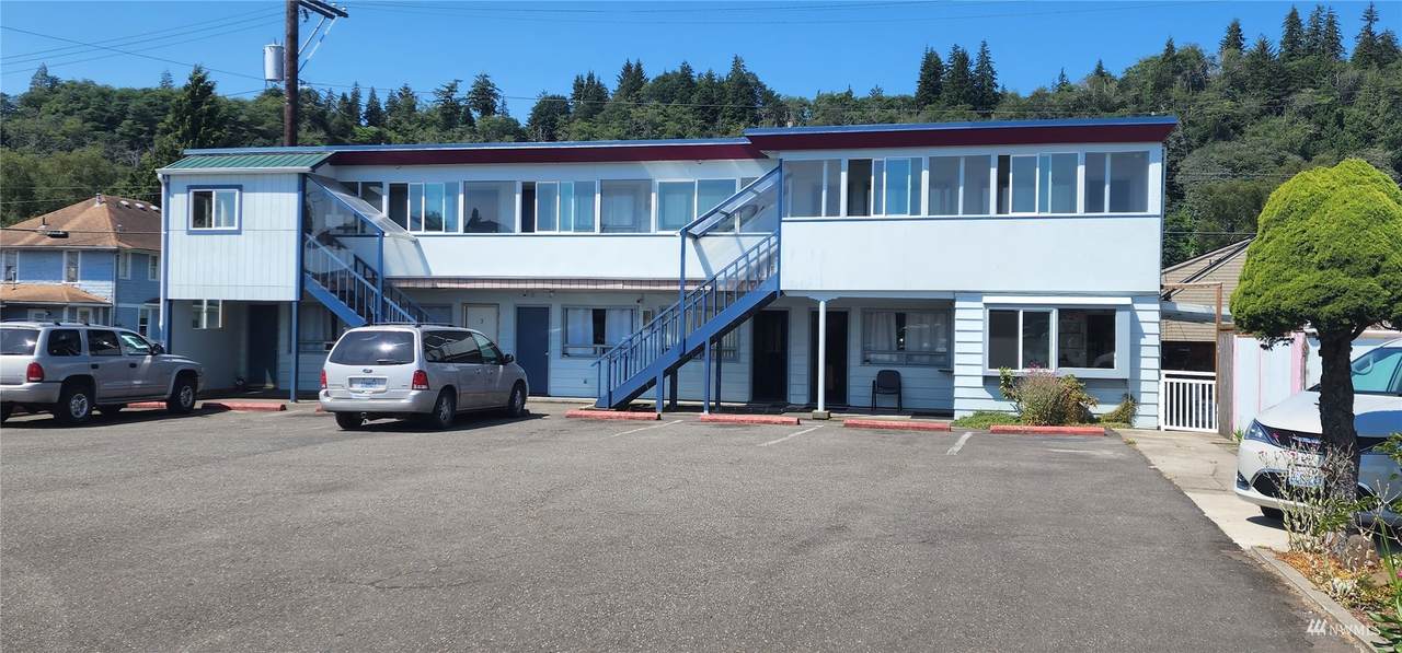 2403 Simpson - Photo 1