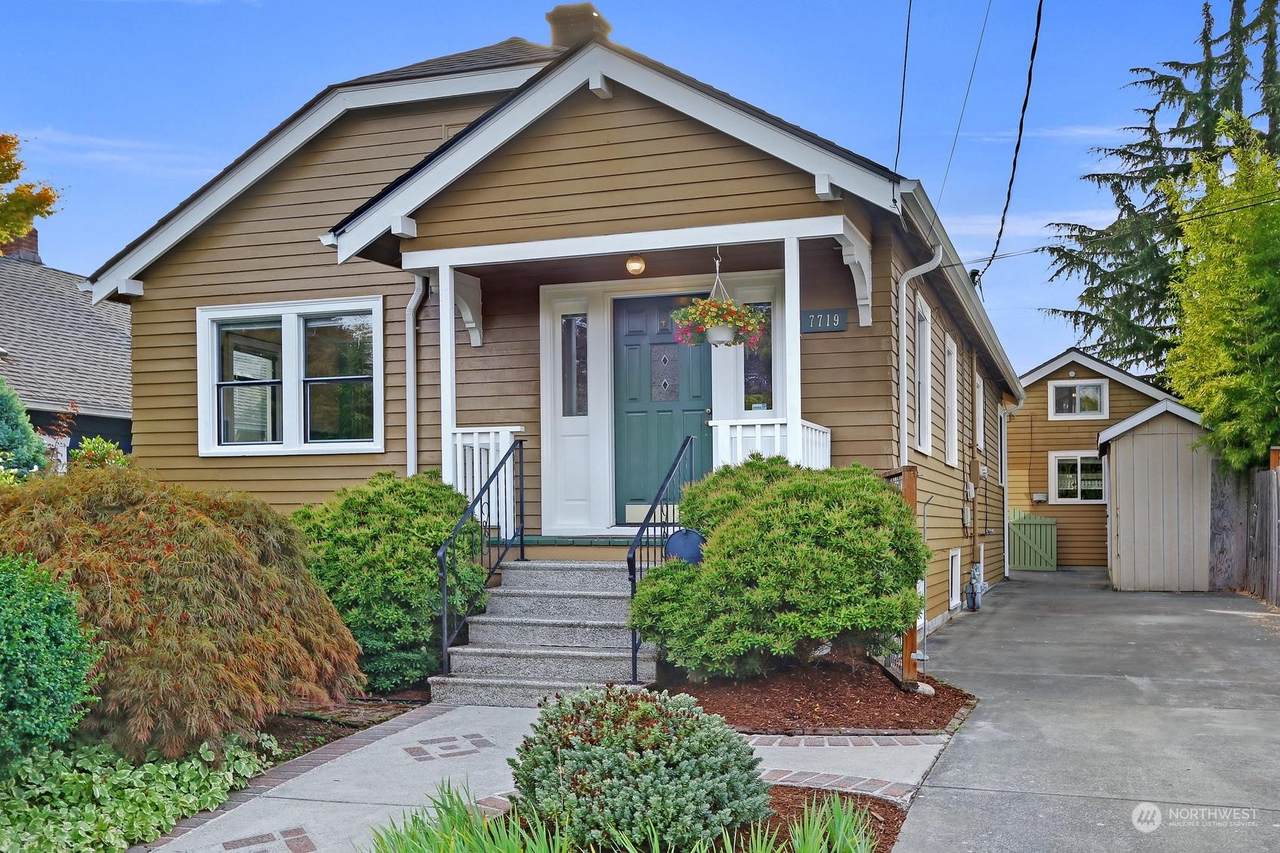 7719 Earl Avenue - Photo 1