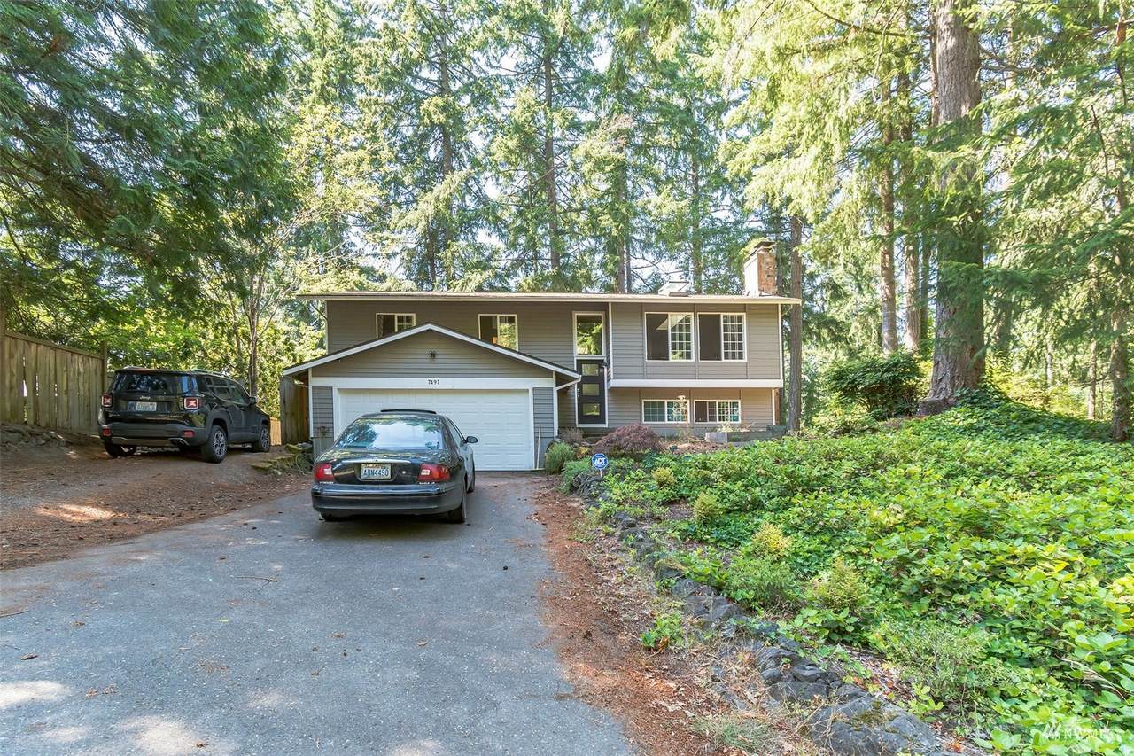 7497 Woodbridge Lane - Photo 1