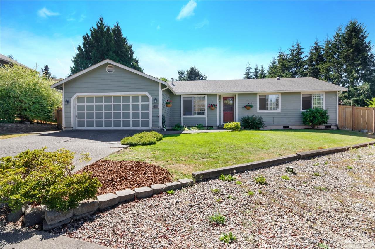 3232 30th Street - Photo 1