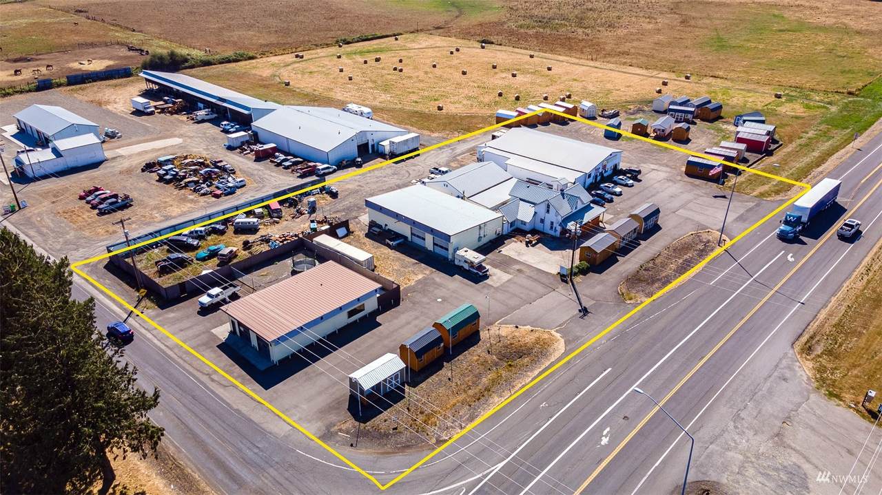 1616 Us Hwy 12 - Photo 1