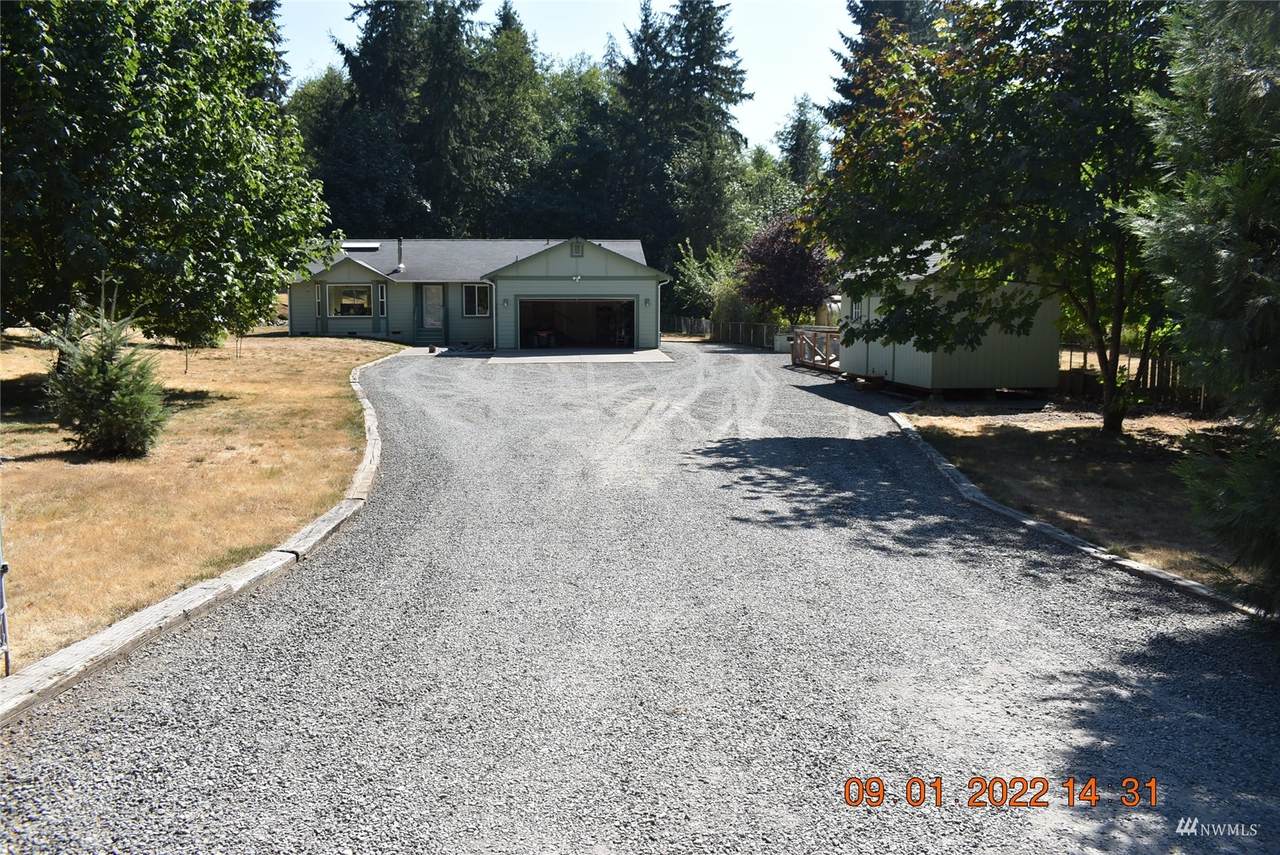 12212 401st Street - Photo 1