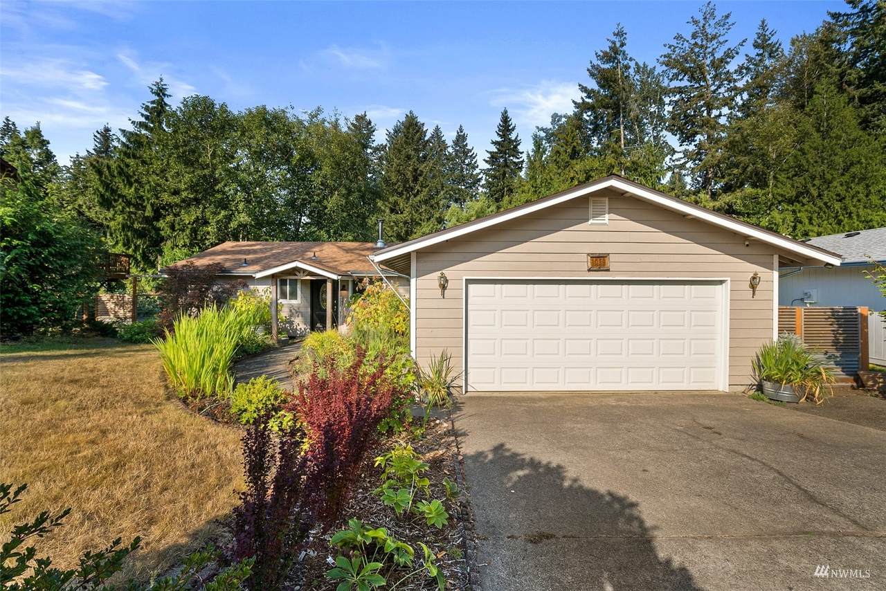 1039 Cardigan Loop - Photo 1