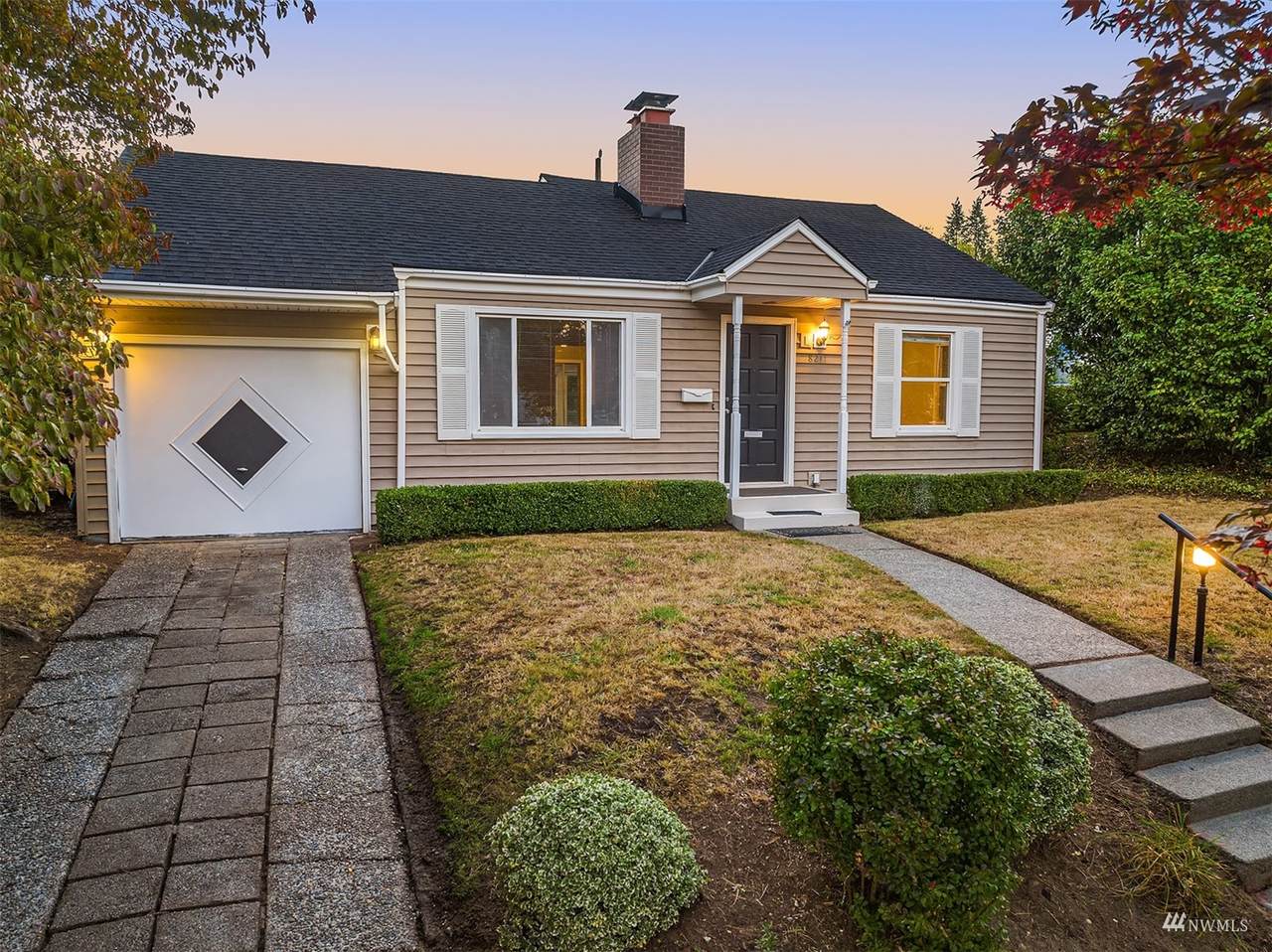 8211 22nd Avenue - Photo 1