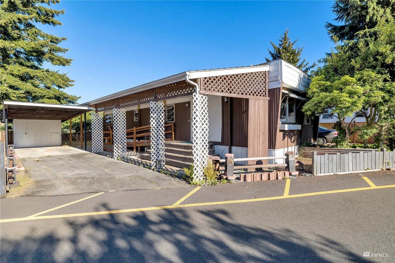 14322 Admiralty Way - Photo 1