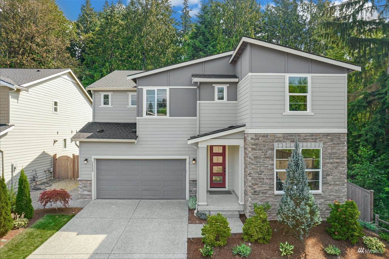 13539 204th Drive - Photo 1